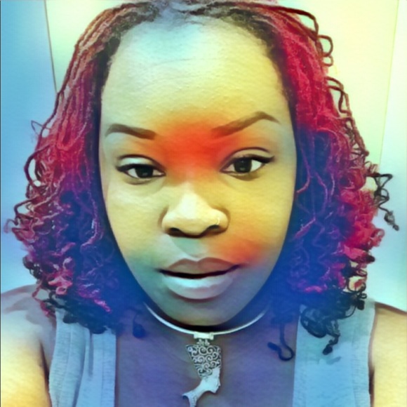 Meet Your Posher!!!😘😂☺️🙏🏾💋💄 - Picture 5 of 6